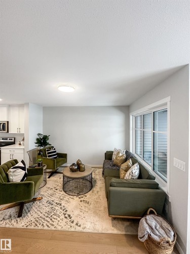 173 Griesbach Road, Edmonton, AB - Indoor