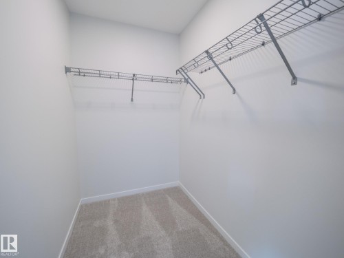 947 18 Avenue, Edmonton, AB - Indoor With Storage