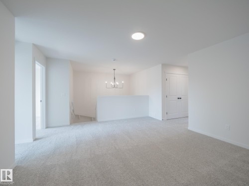 6965 176A Avenue, Edmonton, AB - Indoor Photo Showing Other Room