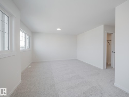 6965 176A Avenue, Edmonton, AB - Indoor Photo Showing Other Room