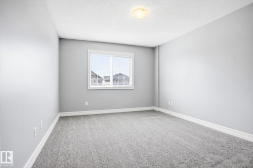 6861 Cardinal Link, Edmonton, AB - Indoor Photo Showing Other Room