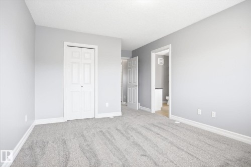 6861 Cardinal Link, Edmonton, AB - Indoor Photo Showing Other Room