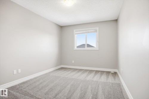 6861 Cardinal Link, Edmonton, AB - Indoor Photo Showing Other Room