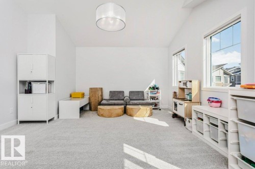 18 Elderberry Point(E), Fort Saskatchewan, AB - Indoor