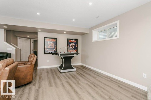 18 Elderberry Point(E), Fort Saskatchewan, AB - Indoor