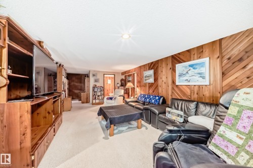 4208 37 Avenue, Leduc, AB - Indoor