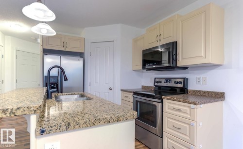 703A Rocky Way, Cold Lake, AB - Indoor Photo Showing Kitchen With Double Sink With Upgraded Kitchen