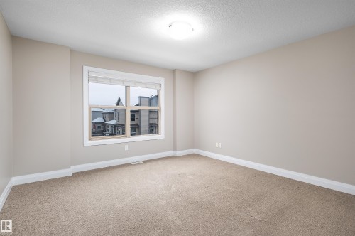 76 Gilmore Way, Spruce Grove, AB - Indoor Photo Showing Other Room