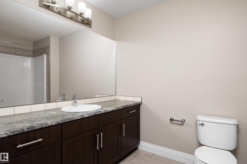 76 Gilmore Way, Spruce Grove, AB - Indoor Photo Showing Bathroom