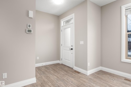 76 Gilmore Way, Spruce Grove, AB - Indoor Photo Showing Other Room