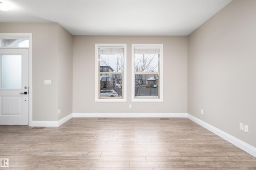 76 Gilmore Way, Spruce Grove, AB - Indoor Photo Showing Other Room