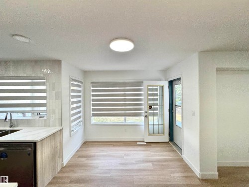 2908 44A Avenue, Edmonton, AB - Indoor Photo Showing Other Room