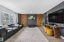 209 VILLAGE ON THE GREEN Green  Edmonton, AB T5A 1H2