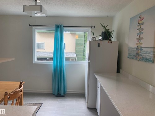 892 Abbottsfield Road Nw, Edmonton, AB 