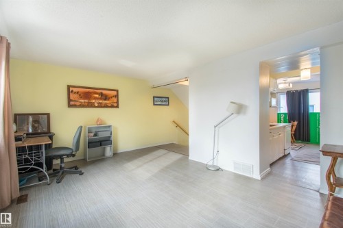 892 Abbottsfield Road Nw, Edmonton, AB 