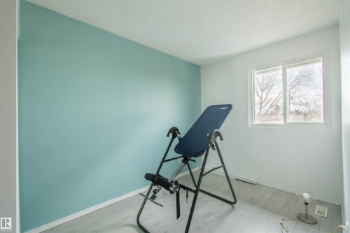 892 Abbottsfield Road Nw, Edmonton, AB 