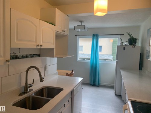 892 Abbottsfield Road Nw, Edmonton, AB 