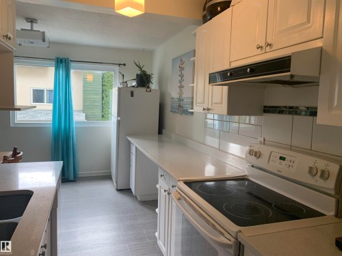 892 Abbottsfield Road Nw, Edmonton, AB 
