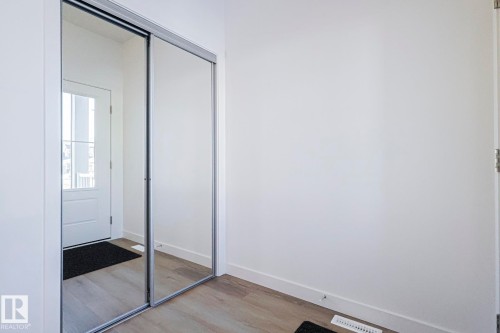 6343 King Wynd, Edmonton, AB - Indoor Photo Showing Other Room