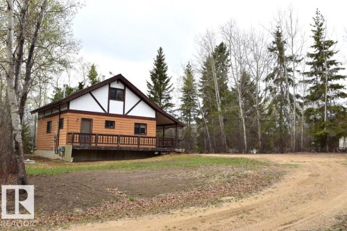 375 Perch Crescent  Rural Smoky Lake County, AB T0A 3L0