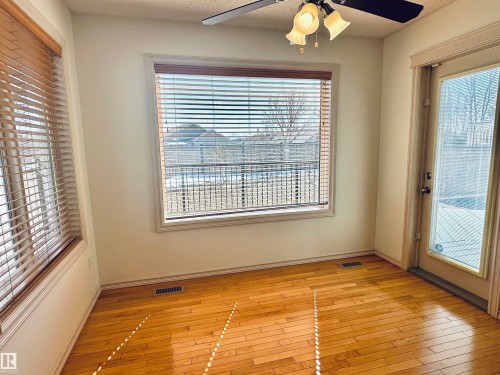 4811 152 Avenue, Edmonton, AB - Indoor Photo Showing Other Room