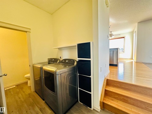 4811 152 Avenue, Edmonton, AB - Indoor Photo Showing Laundry Room