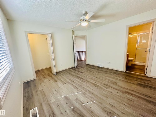 4811 152 Avenue, Edmonton, AB - Indoor Photo Showing Other Room