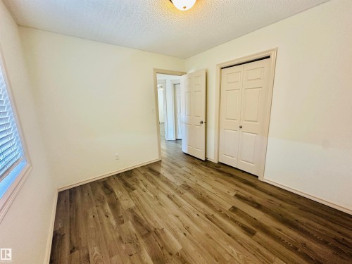 4811 152 Avenue, Edmonton, AB - Indoor Photo Showing Other Room