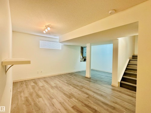 4811 152 Avenue, Edmonton, AB - Indoor