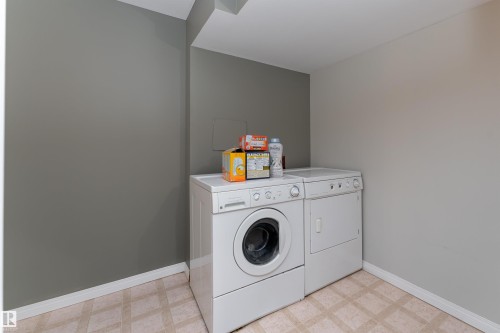 5911 8 Avenue, Edmonton, AB - Indoor Photo Showing Laundry Room
