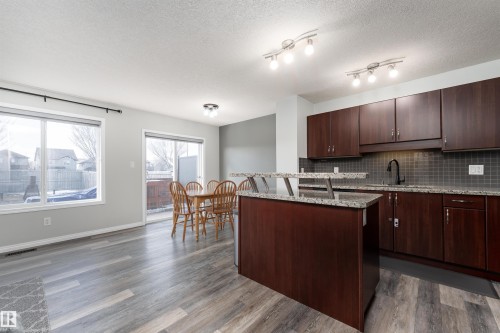 5911 8 Avenue, Edmonton, AB - Indoor Photo Showing Kitchen