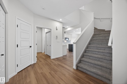 284 Lodge Pole Place, Leduc, AB - Indoor Photo Showing Other Room