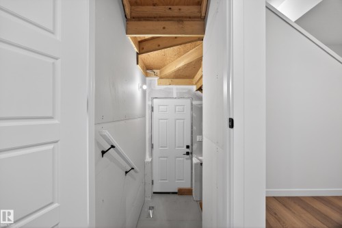 284 Lodge Pole Place, Leduc, AB - Indoor Photo Showing Other Room