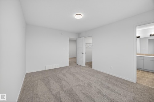 284 Lodge Pole Place, Leduc, AB - Indoor Photo Showing Other Room