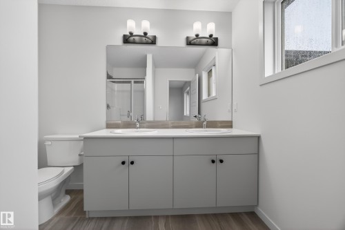 284 Lodge Pole Place, Leduc, AB - Indoor Photo Showing Bathroom