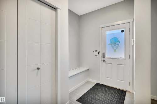 4022 Allan Crescent Sw, Edmonton, AB - Indoor Photo Showing Other Room