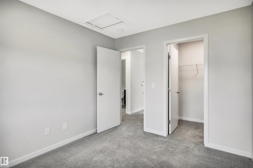 4022 Allan Crescent Sw, Edmonton, AB - Indoor Photo Showing Other Room