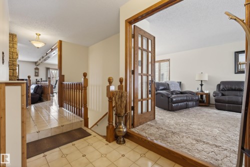 9912 162 Avenue, Edmonton, AB - Indoor