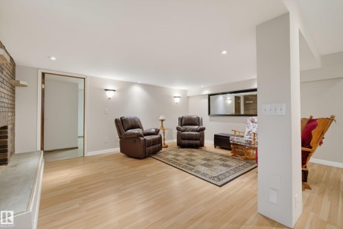 9912 162 Avenue, Edmonton, AB - Indoor