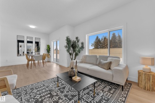 237 Linden Loop, Leduc, AB - Indoor Photo Showing Living Room