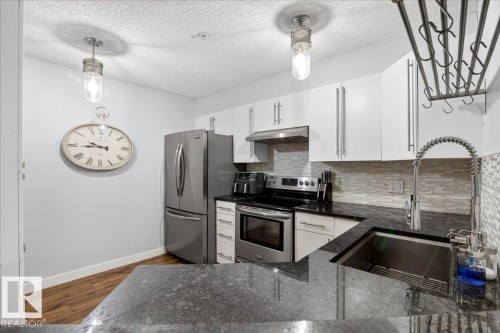 307 11716 100 Avenue, Edmonton, AB - Indoor Photo Showing Kitchen With Upgraded Kitchen