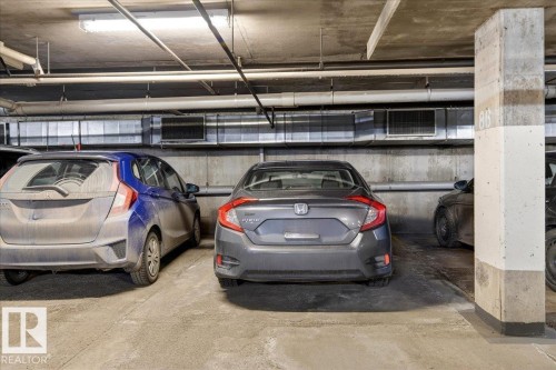 307 11716 100 Avenue, Edmonton, AB - Indoor Photo Showing Garage