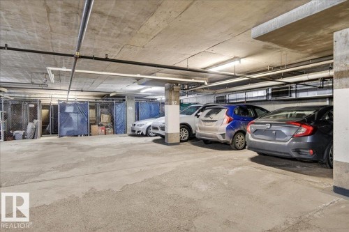 307 11716 100 Avenue, Edmonton, AB - Indoor Photo Showing Garage