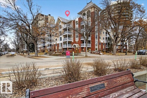 307 11716 100 Avenue, Edmonton, AB - Outdoor