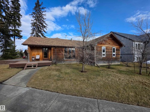 4929 53 Street, Entwistle, AB - Outdoor