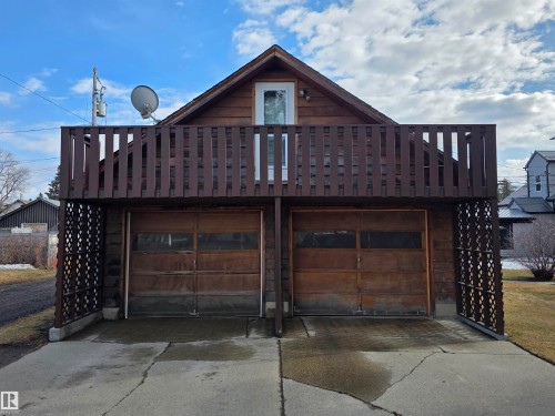4929 53 Street, Entwistle, AB - Outdoor