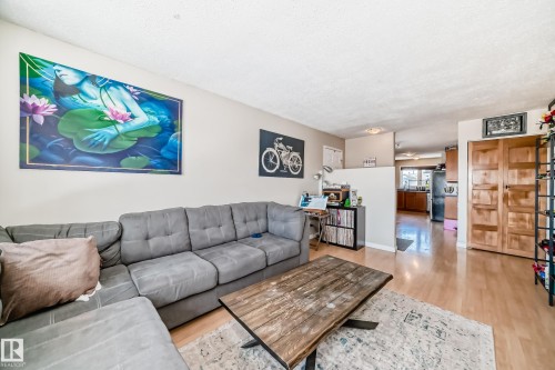 45 Oatway Drive, Stony Plain, AB - Indoor Photo Showing Living Room