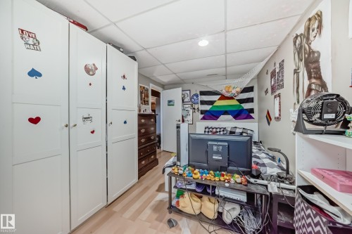 45 Oatway Drive, Stony Plain, AB - Indoor Photo Showing Other Room