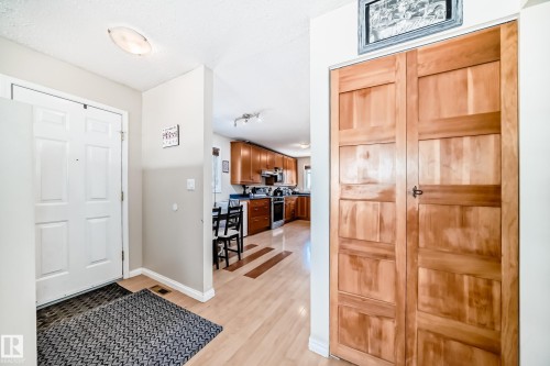 45 Oatway Drive, Stony Plain, AB - Indoor Photo Showing Other Room