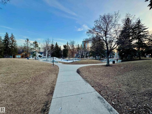 10346A 121 Street, Edmonton, AB - Outdoor